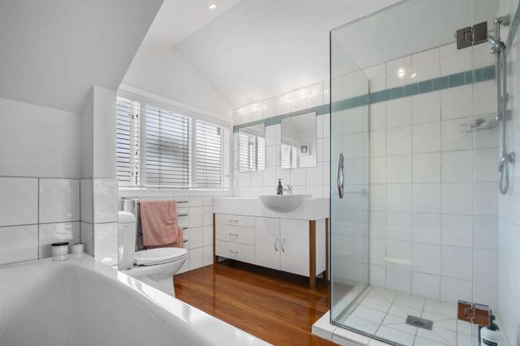 8 Hasbury Avenue Epsom_14