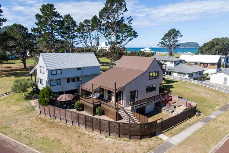 1 Prescott Place Pauanui_1