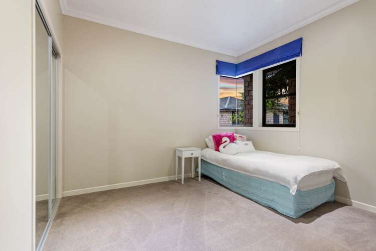 16 Lynwood Grove Dairy Flat_25