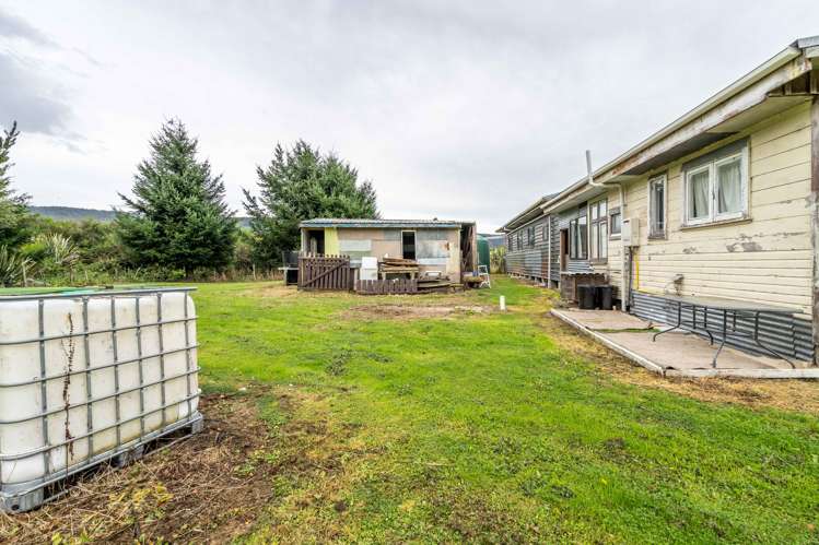 882 Tahakopa Valley Road Catlins Surrounds_15