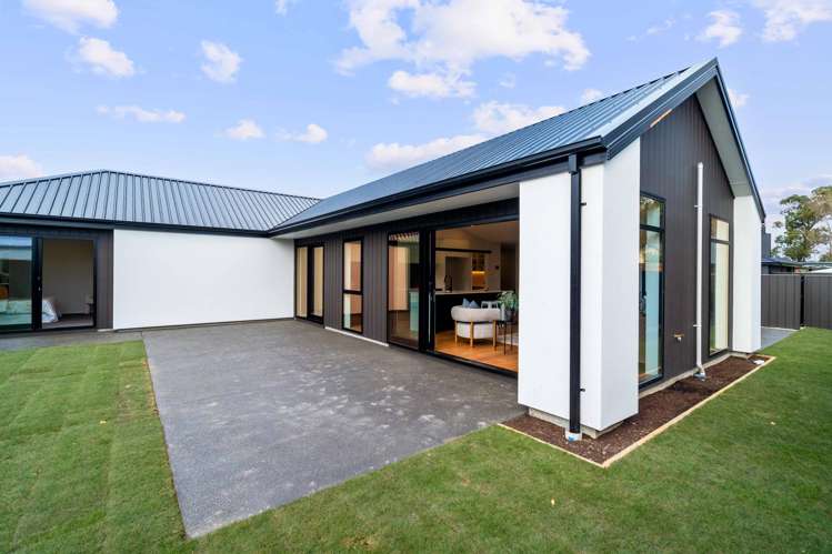 9 Hollard Crescent Lincoln_31