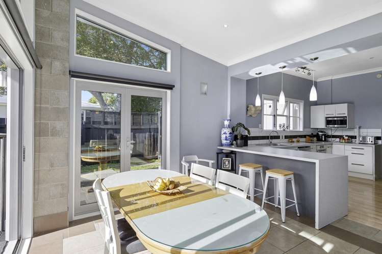 535 Fergusson Drive Trentham_10