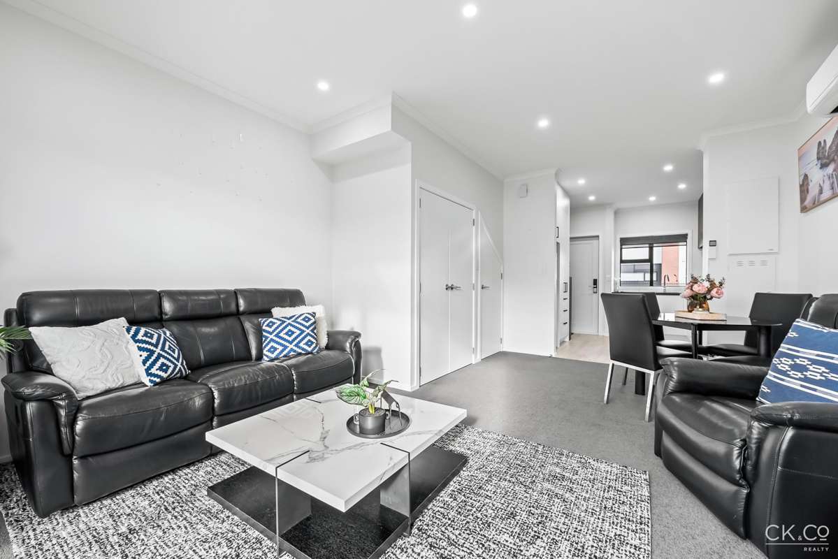 15 Aston Crescent_1