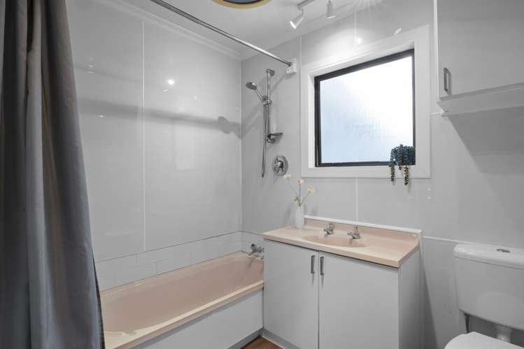 8 Tahurangi Place Spotswood_12