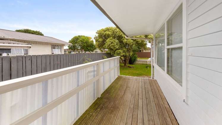 36 Kairanga Street Mangere East_9