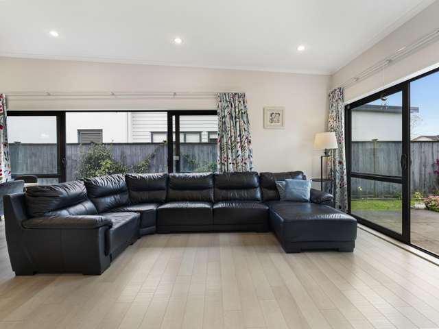 65 Costa Viva Crescent Karaka_1