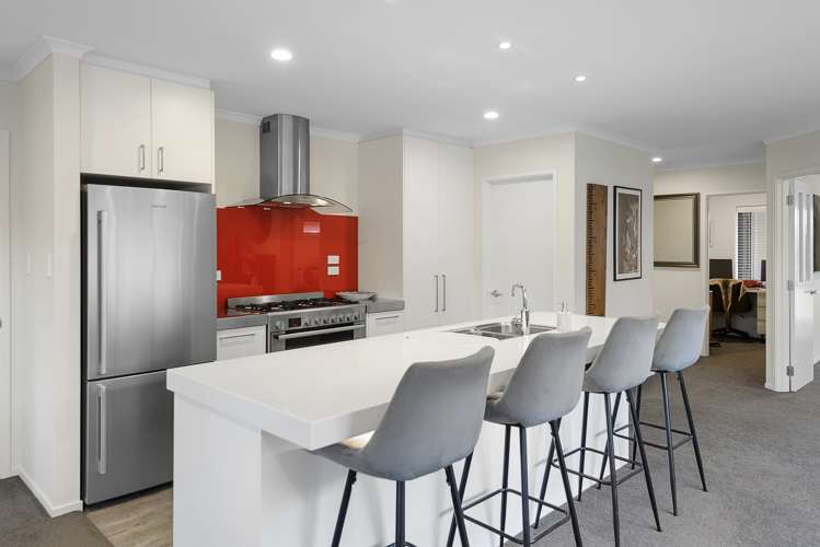 63 Chartwell Street Burwood_5