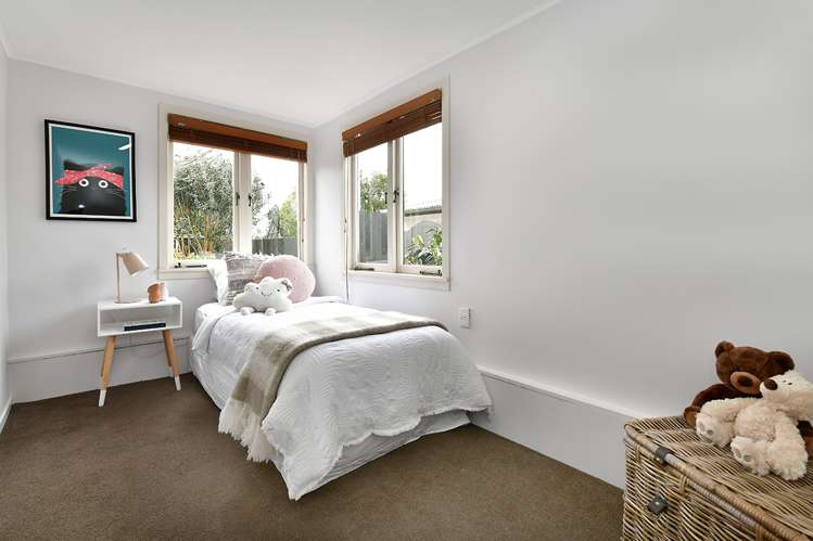 10 Castleton Street Birkdale_14