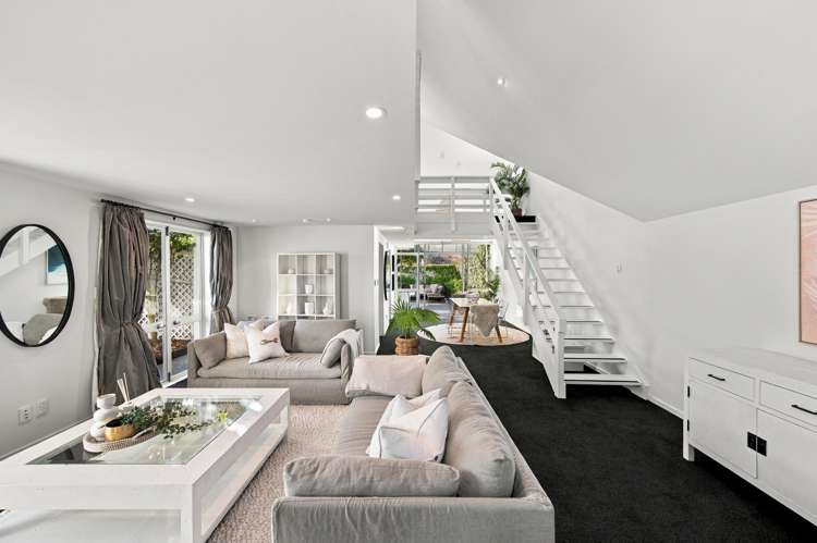 74 Office Road Merivale_5