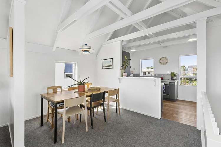 77 Kaikoura Street Maupuia_6