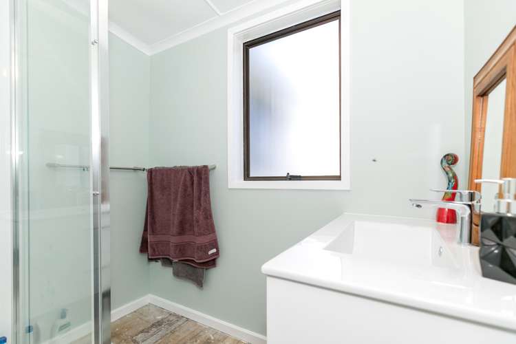 221 Meadway Road Ngahinapouri_10