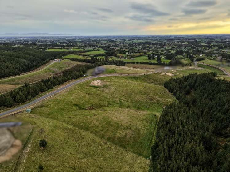 17 Mission Downs Lane Loburn_11