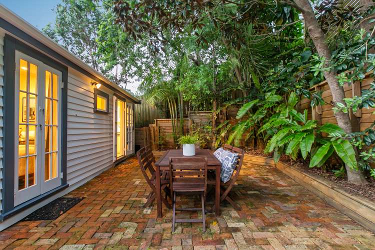 7 Rambler Crescent Beach Haven_16