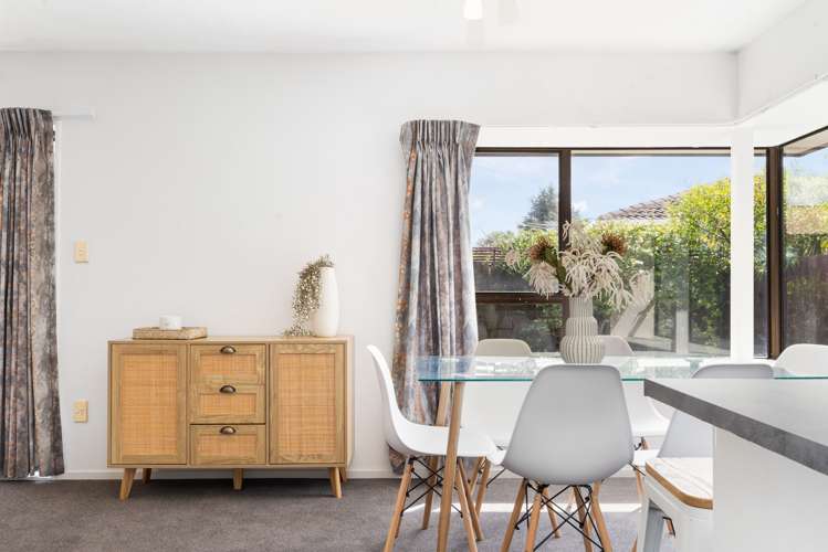 2/45 Reginald Street Burwood_9