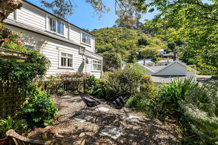 1 Pitarua Street Thorndon_13