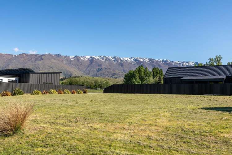 7 Wakefield Lane Mount Pisa_3