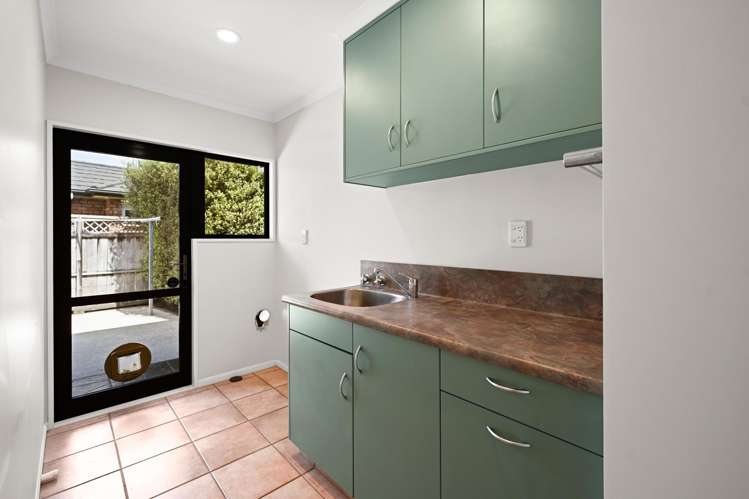 17 Montrose Crescent Huntington_27