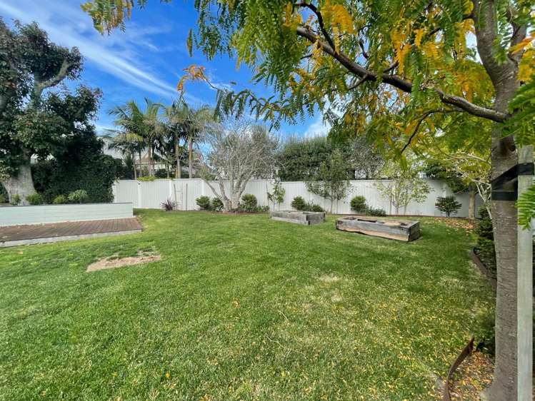 9 Tui Street Belmont_25
