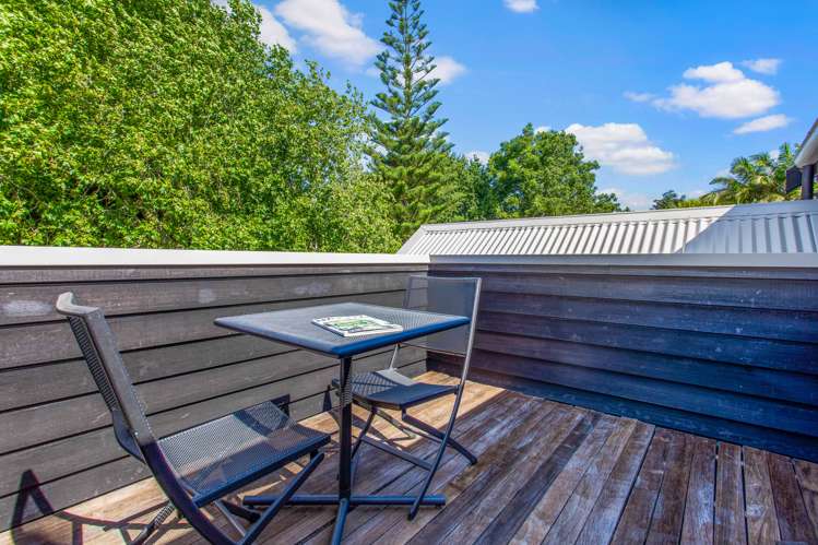 33a Luplau Crescent Cockle Bay_16