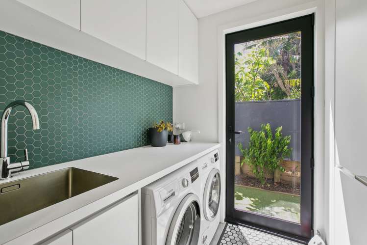 58b Buller Street New Plymouth Central_12