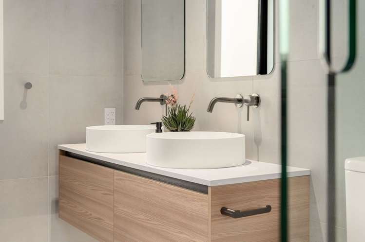 17 Kauri Point Drive Rototuna North_14