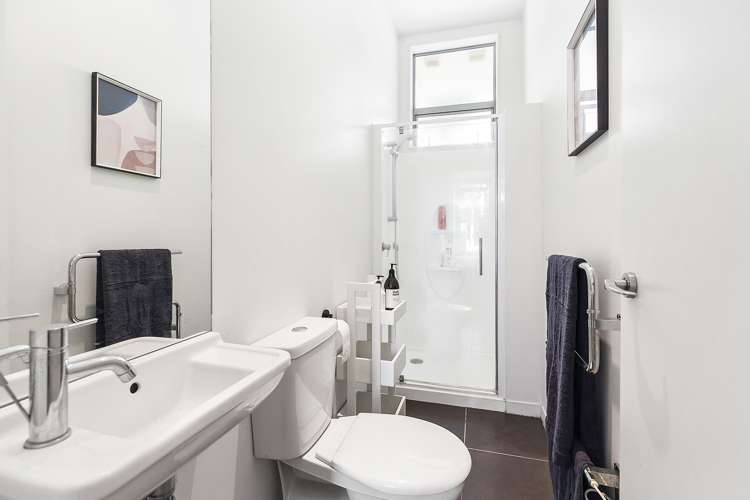 11/120 Rintoul Street Newtown_15