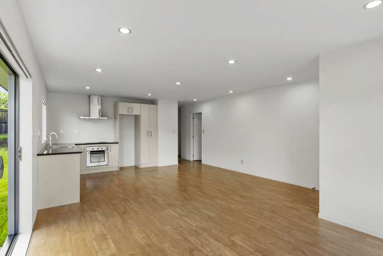 15 Austin Brave Place Favona_4