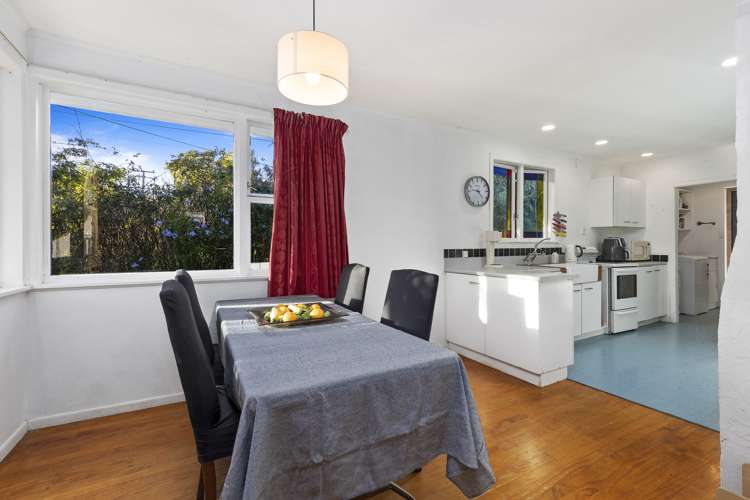 64 Selwyn Crescent Forrest Hill_7