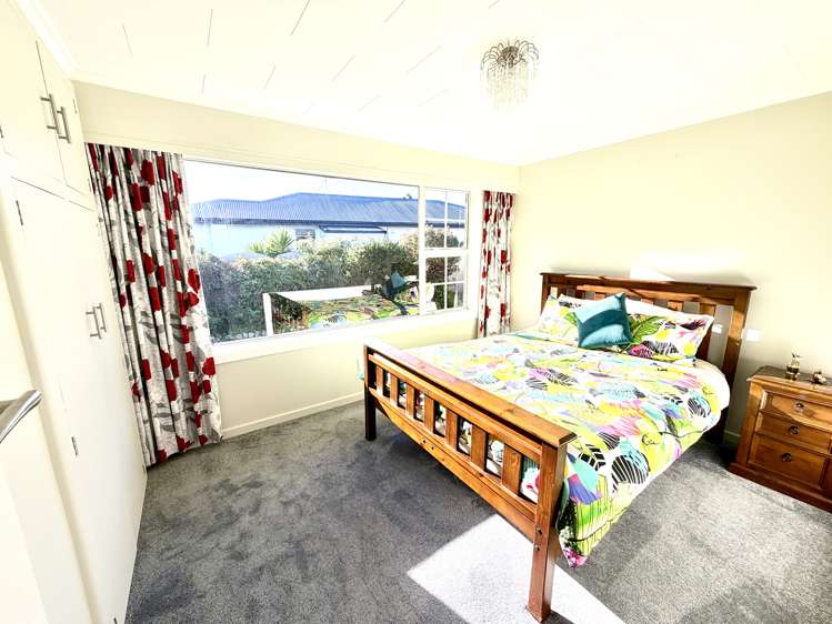 121 Grant Road Otatara_7