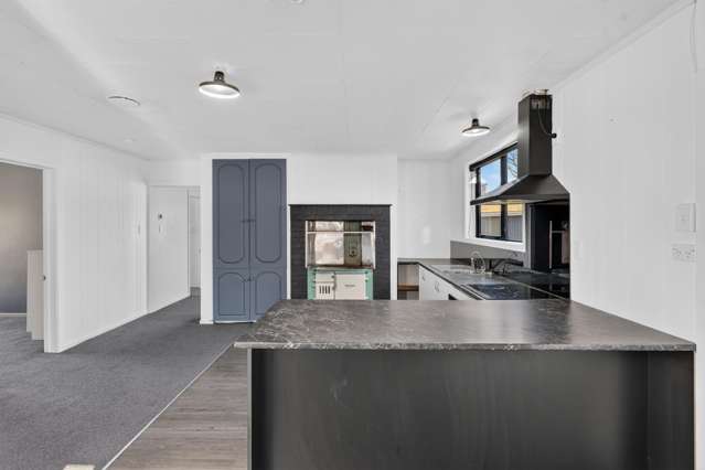 5658 West Coast Road Springfield_4