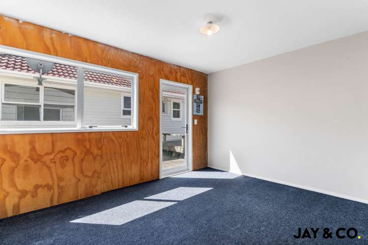 4 Clutha Crescent Clover Park_9