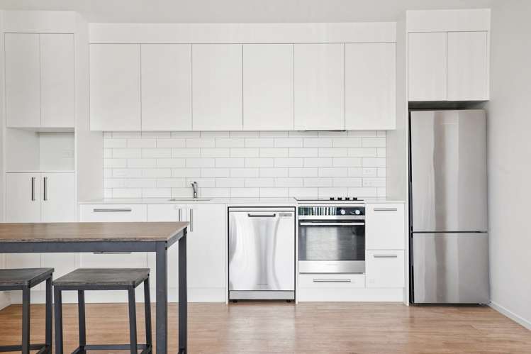 204/7E Hinaki Street Point England_4