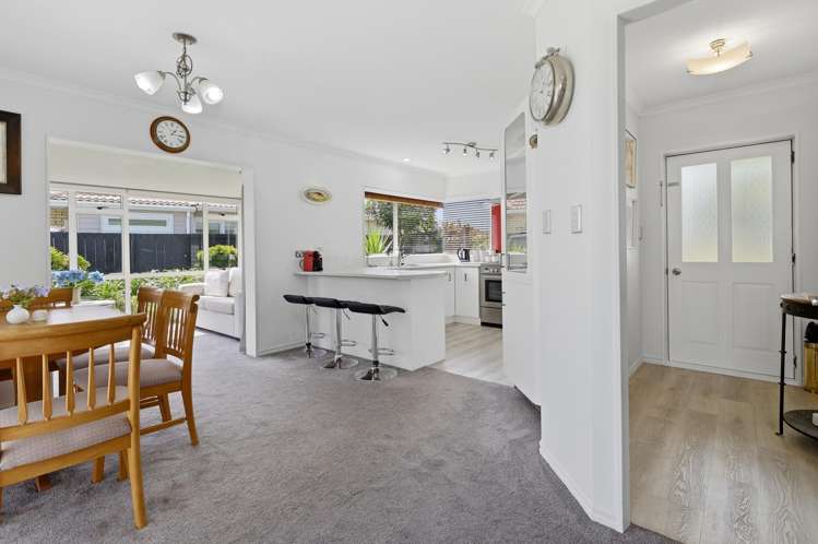 5 Ocean Crest Papamoa_11