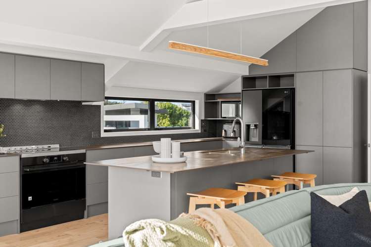 56B Marine Parade Mt Maunganui_10