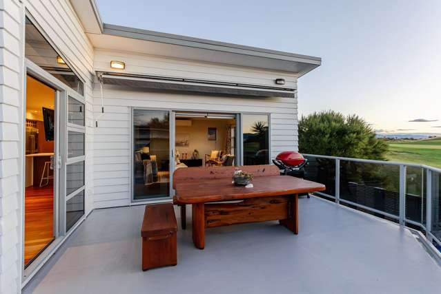 52 Martin Road Paraparaumu Beach_1