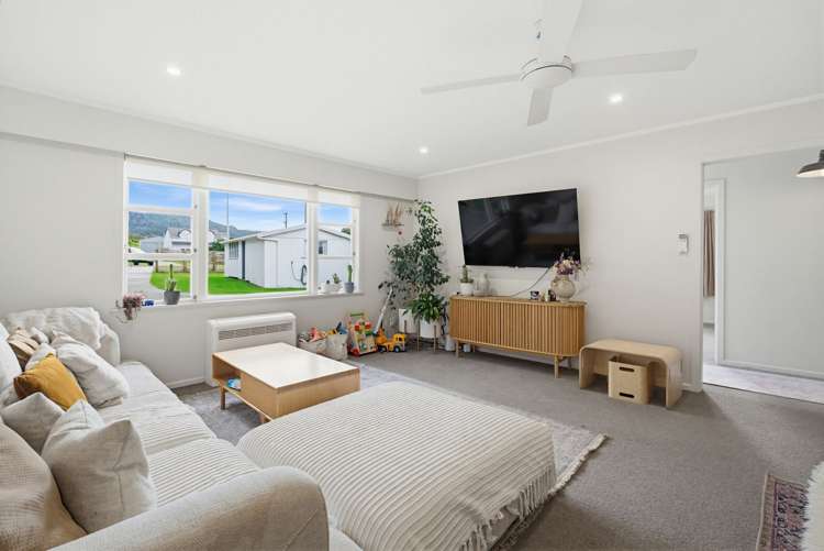 352 Main Sh25 Road Tairua_12