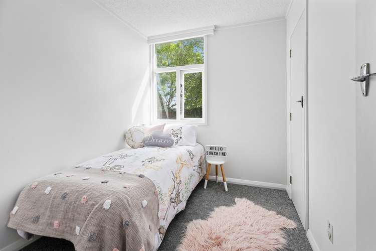 1/10 Angus Avenue Berhampore_8