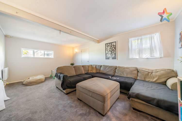 258 Dowse Drive Maungaraki_13