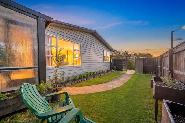 8 Ruru Crescent Heretaunga_1