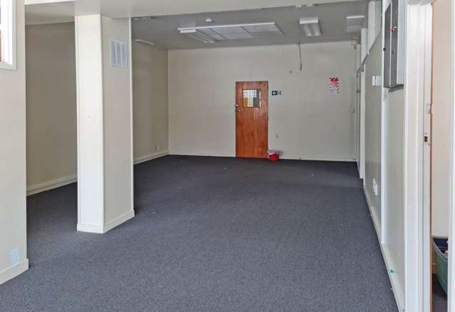 72 Queens Road Panmure_2