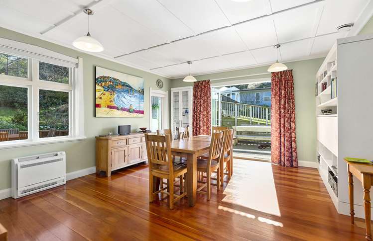 68 Queens Drive Lyall Bay_6