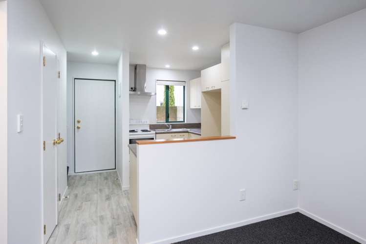 68 Thackeray Place Waltham_14