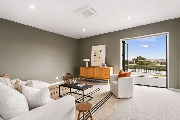 6 Hewers Lane Kennedys Bush_8