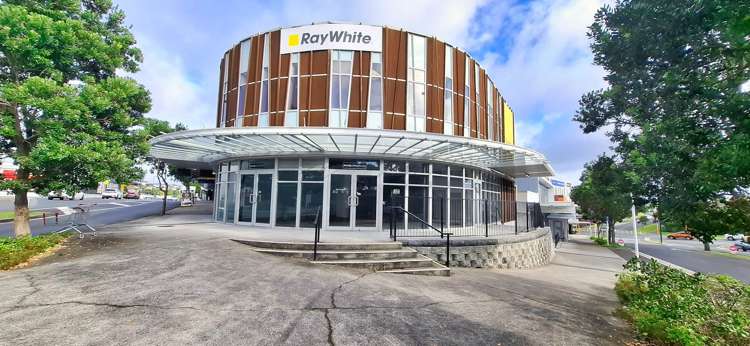 Unit 4F/20 Central boulevard_0