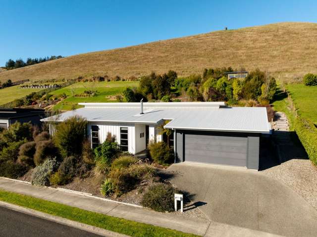 Modern Comfort in a Peaceful Setting