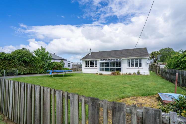 9 Birch Street Tuatapere_17