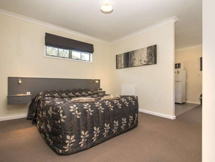 112 Boons Valley Road Waikawa_26