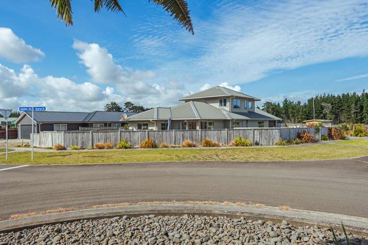 2 Tararua Drive Himatangi Beach_27
