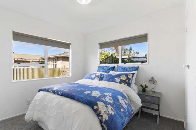 2/18 Harper Street Papakura_13