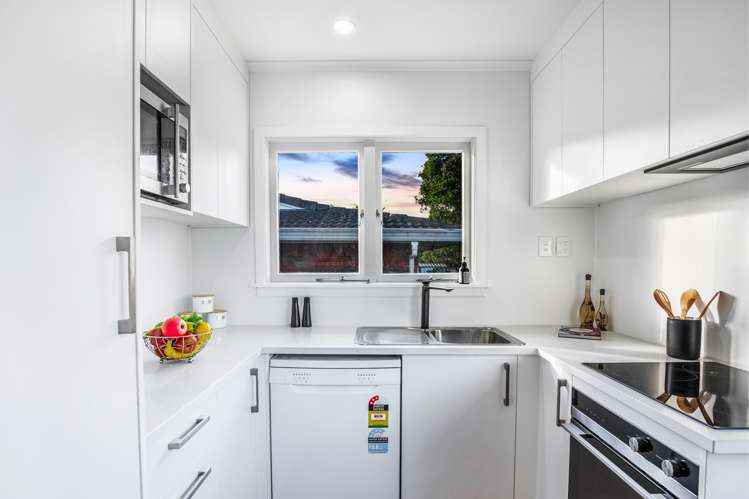 1/32 Kereru Street Henderson_7